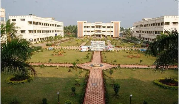 Featured Image of Colleges and Universities near Sattva Vasuvi